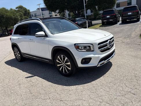 Used 2023 Mercedes-Benz GLB 250 4MATIC image 7