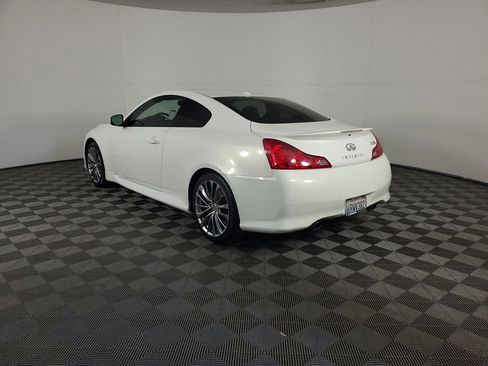 Used 2011 INFINITI G37 Sport w/ Aerodynamic Pkg image 6