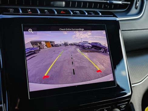 New 2025 Jeep Grand Cherokee Altitude image 25