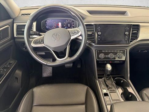 Used 2021 Volkswagen Atlas SEL FWD image 12