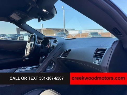 Used 2015 Chevrolet Corvette Z06 w/ 2LZ Preferred Equipment Group RWD image 10