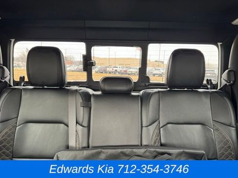 Used 2021 Jeep Gladiator Overland image 27