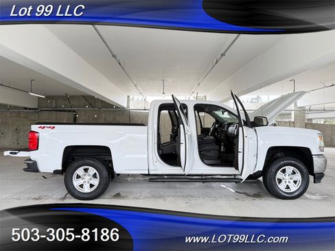Used 2018 Chevrolet Silverado 1500 LT w/ All Star Edition image 21