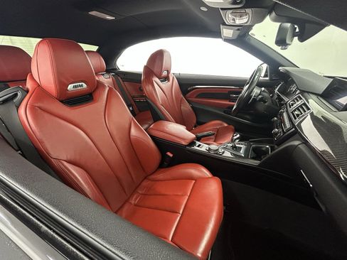 Used 2016 BMW M4 Convertible image 44