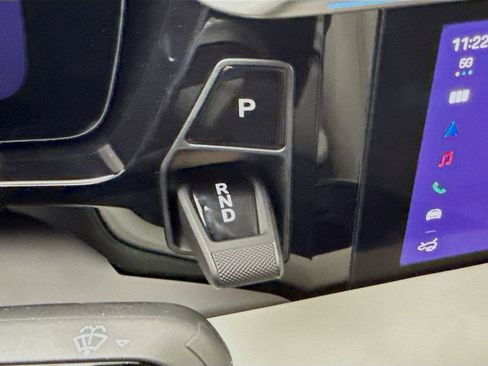 New 2026 Porsche Macan Electric image 21