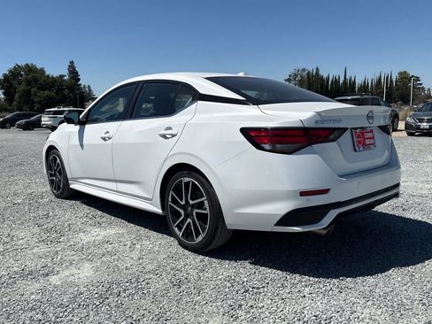 Certified 2025 Nissan Sentra SR w/ SR Premium Package FWD image 7