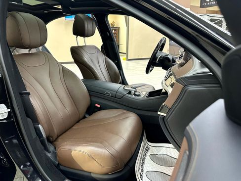 Used 2017 Mercedes-Benz S 550 Sedan image 44