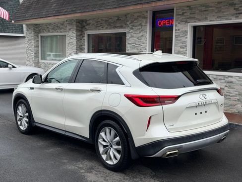 Used 2019 INFINITI QX50 Essential w/ Premium Heat Package AWD/4WD image 8