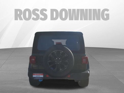 Used 2022 Jeep Wrangler Unlimited Sahara w/ Cold Weather Group image 5