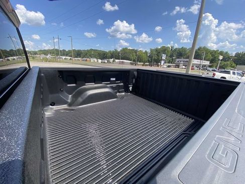 Used 2024 GMC Sierra 1500 Elevation AWD/4WD image 10