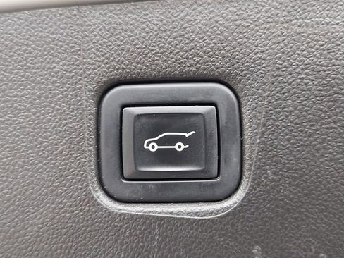 Used 2023 Chevrolet Blazer Premier w/ Driver Confidence II Package image 36