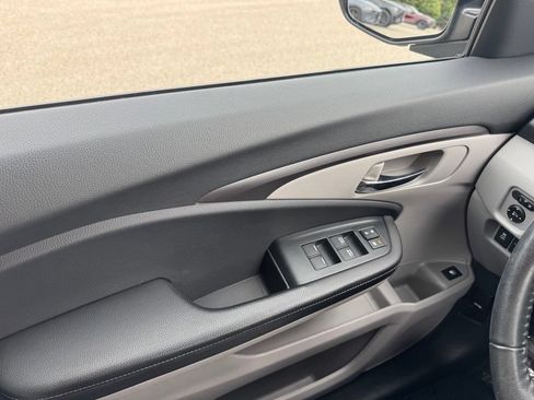 Used 2019 Honda Ridgeline RTL image 28