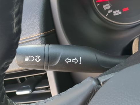 Used 2019 GMC Terrain SLT image 29