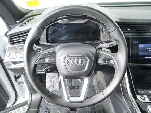Used 2021 Audi Q8 Premium Plus w/ Premium Plus Package AWD/4WD image 17