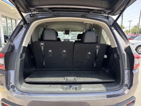 Used 2023 Honda Pilot EX-L image 9