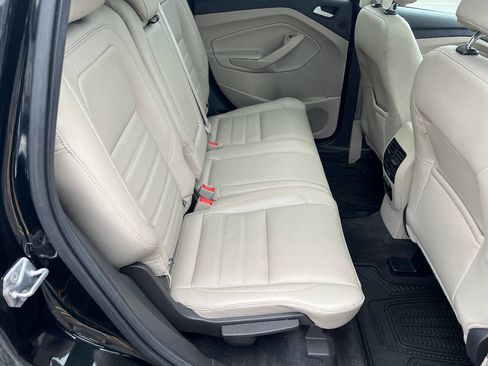 Used 2017 Ford Escape Titanium w/ Equipment Group 301A AWD/4WD image 20