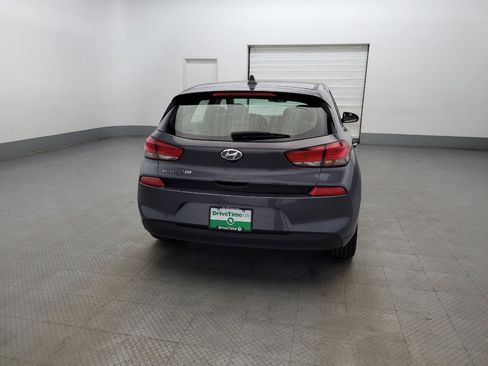 Used 2018 Hyundai Elantra GT image 7