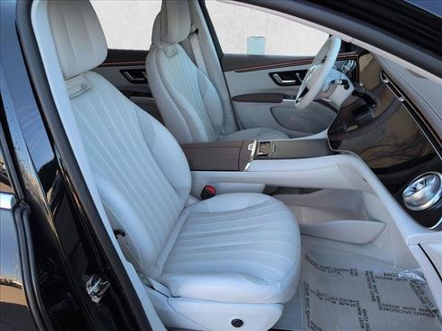 Certified 2023 Mercedes-Benz EQS 580 4MATIC SUV image 23