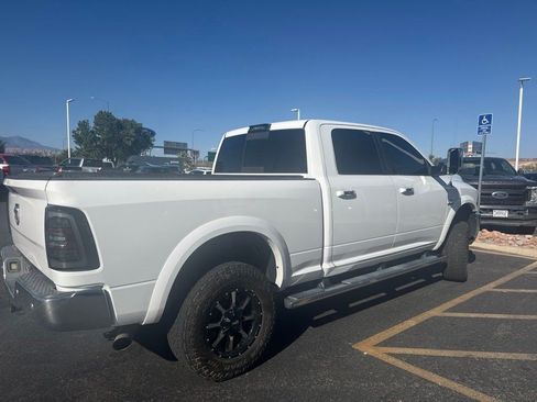 Used 2017 RAM 3500 Laramie w/ Convenience Group AWD/4WD image 3