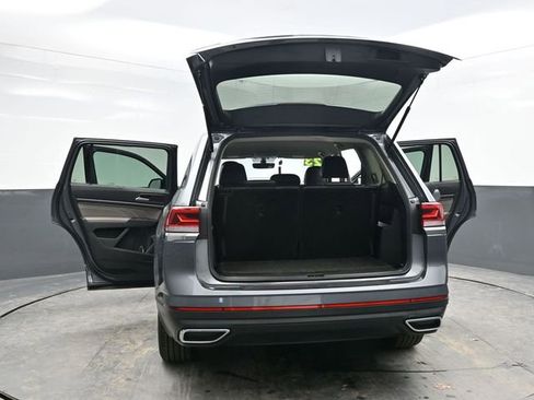 Used 2023 Volkswagen Atlas SE image 39