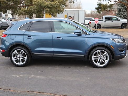 Used 2018 Lincoln MKC Reserve image 3