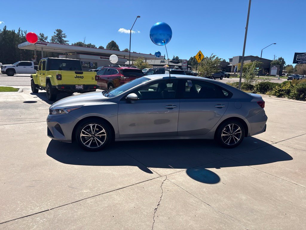 Used 2024 Kia Forte LXS FWD image 4
