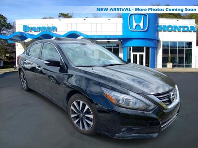 Used 2016 Nissan Altima 2.5 SL w/ 2.5 Technology w/LED Package