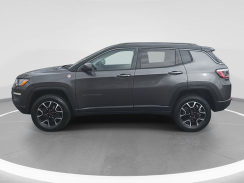 Used 2021 Jeep Compass Trailhawk image 8