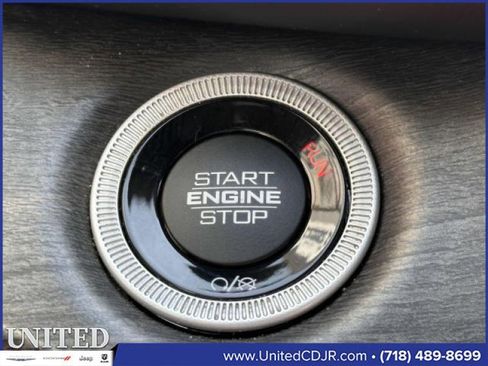 Used 2023 Jeep Grand Cherokee Overland w/ Luxury Tech Group IV image 29