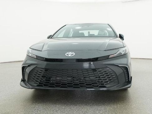 New 2026 Toyota Camry SE FWD image 18
