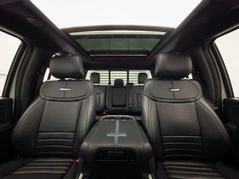 Used 2025 Ford F450 Platinum w/ FX4 Off-Road Package image 16