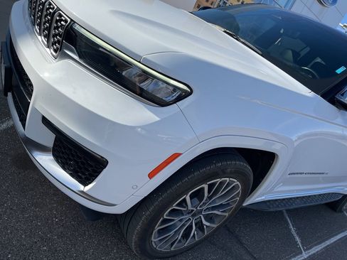 Used 2021 Jeep Grand Cherokee L Summit image 5