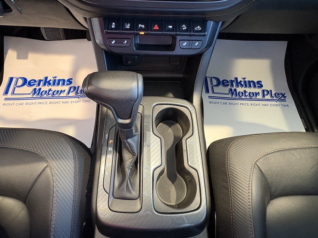 Used 2021 GMC Canyon AT4 w/ Driver Alert Package AWD/4WD image 17