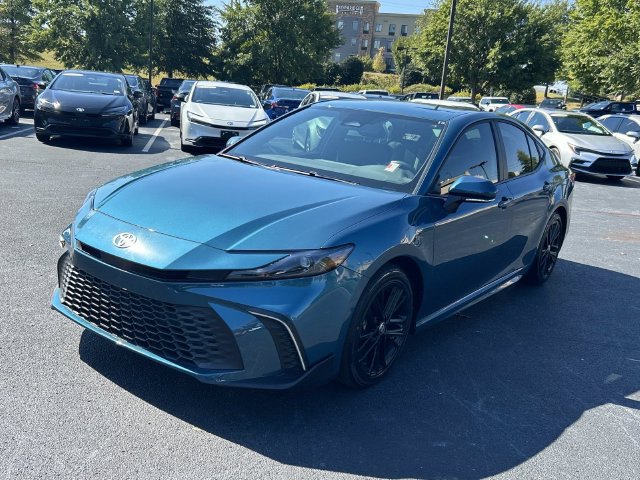 Used 2026 Toyota Camry SE w/ Multimedia Upgrade Package FWD image 8