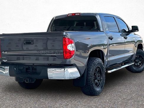 Used 2016 Toyota Tundra SR5 w/ SR5 Upgrade Package AWD/4WD image 7