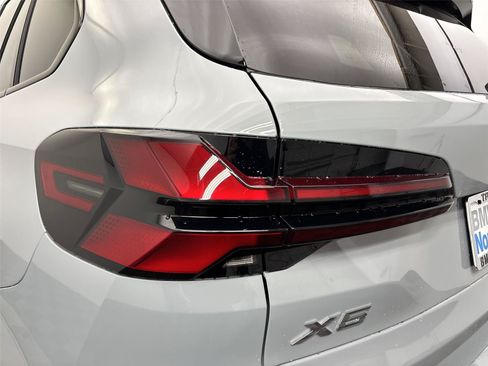New 2026 BMW X5 xDrive40i w/ M Sport Package AWD/4WD image 19