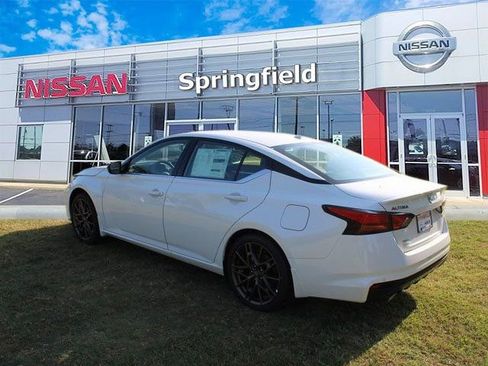 New 2025 Nissan Altima 2.5 SR w/ SR Premium Package image 4