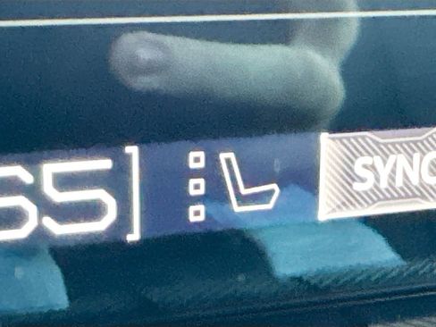 Used 2025 GMC Hummer EV 2X image 22