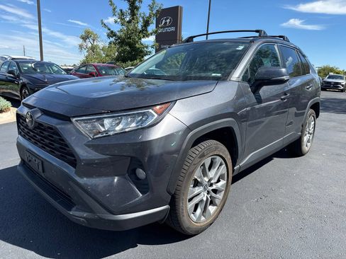 Used 2021 Toyota RAV4 XLE Premium AWD/4WD image 3