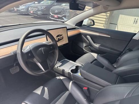 Used 2023 Tesla Model 3 Standard Range RWD image 12