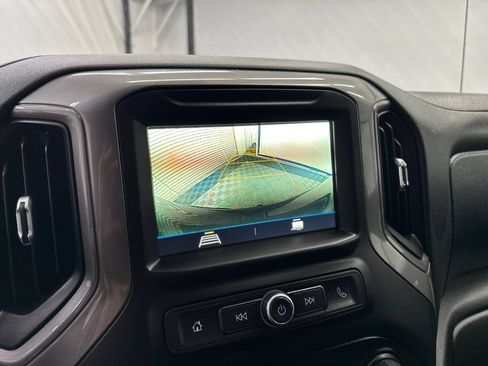 Used 2019 Chevrolet Silverado 1500 Custom Trail Boss w/ Custom Convenience Package AWD/4WD image 27