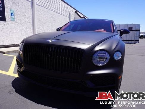 Used 2023 Bentley Flying Spur Plug-In Hybrid AWD/4WD image 48