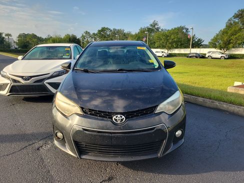 Used 2014 Toyota Corolla S FWD image 2