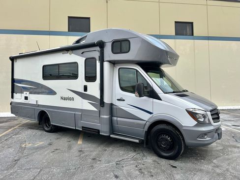 Used 2017 Mercedes-Benz Sprinter 3500 image 45