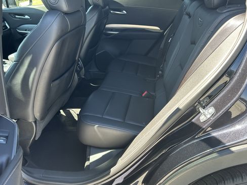 Used 2023 Cadillac XT4 Premium Luxury image 21
