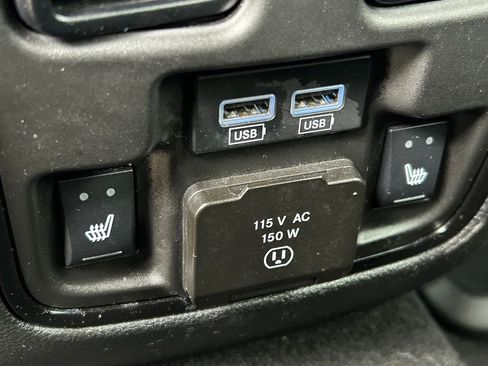 Used 2024 Dodge Durango GT image 24