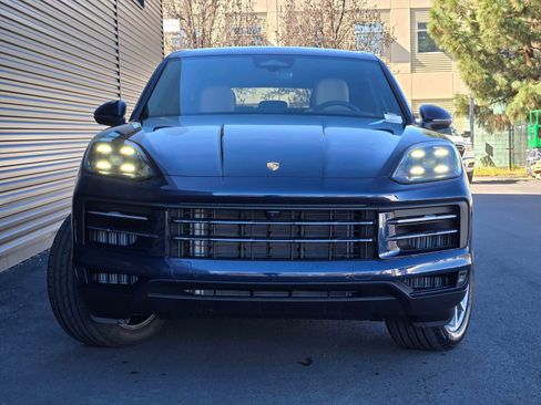 New 2026 Porsche Cayenne AWD/4WD image 10