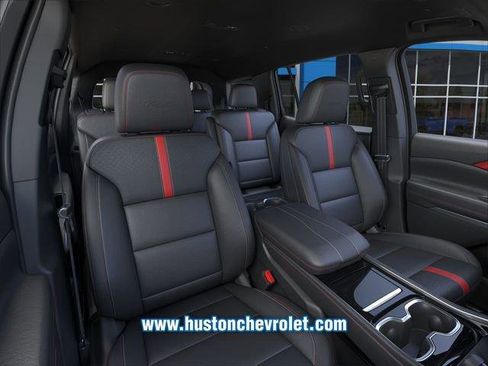 New 2026 Chevrolet Traverse RS w/ LPO, Floor Liner Package FWD image 16