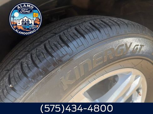 Used 2023 Ford Explorer XLT w/ Equipment Group 202A RWD image 27