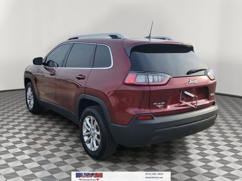 Used 2019 Jeep Cherokee Latitude w/ Cold Weather Group AWD/4WD image 3